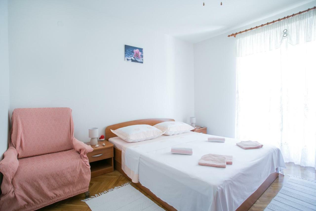 ポドストラナHouse Silvaアパートメント エクステリア 写真